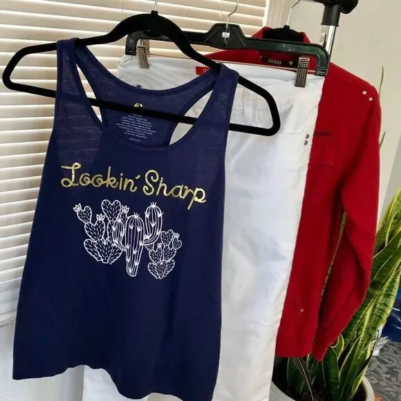 Small, navy blue, cute racer back tank top - Picture 2 of 5